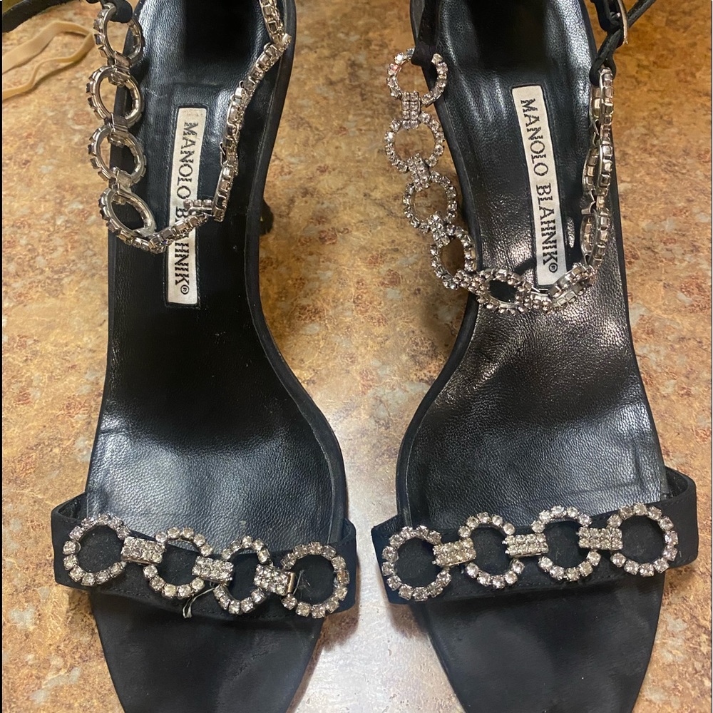 Manolo Blahnik clear heel size 39